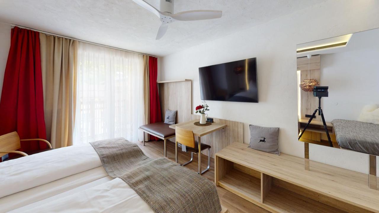 Hotel Adler Golling an der Salzach Exterior photo